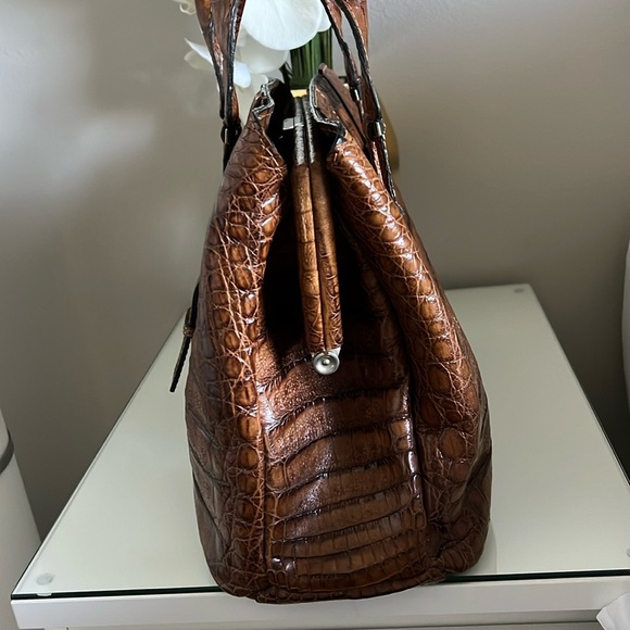 Genuine crocodile 🐊 purse - Picture 4 of 17